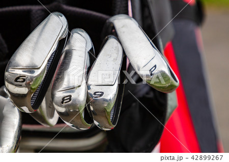 ゴルフクラブのセット 42899267