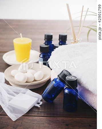 アロマテラピー 42901799