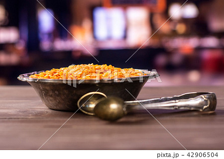 Raw red lentils with restaurant 42906504