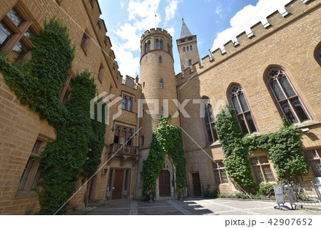 ホーエンツォレルン城 (Burg Hohenzollern) 42907652