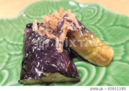 家庭的で素朴な自家製の「ナスビの炊いたん」 家庭的で素朴な自家製の「ナスビの炊いたん」 42911180