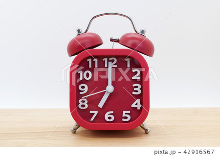 時計 時間 アラーム 42916567