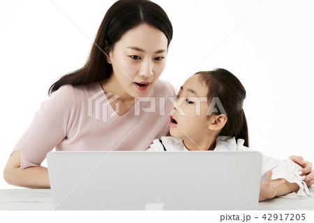 ママ 母 お母さん 42917205