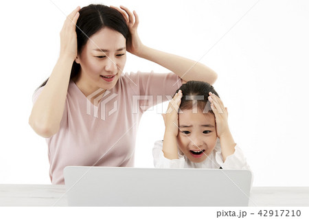 ママ 母 お母さん 42917210