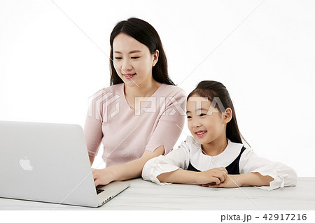 ママ 母 お母さん 42917216
