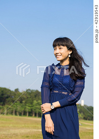 女性 メス アジア人 42919543