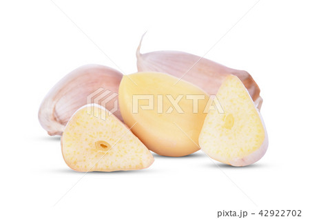 Garlic cloves on white background 42922702