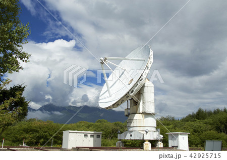 野辺山国立天文台のパラボナアンテナ 42925715