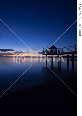 フサキビーチの夕景 42927953