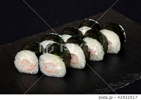 Japanese roll with prawn Japanese roll with prawn 42932017