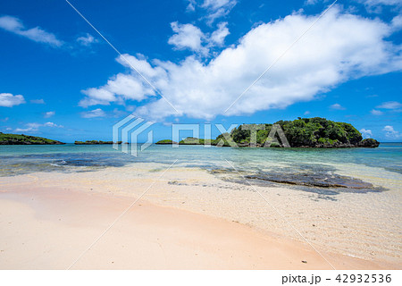 西表島 星砂の浜 西表島 星砂の浜 42932536