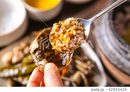 Soy Sauce Marinated Crab Soy Sauce Marinated Crab 42933420