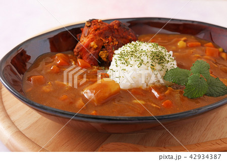 おいしそうなカレーライス 42934387