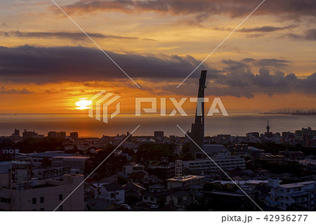 別府湾日の出 42936277