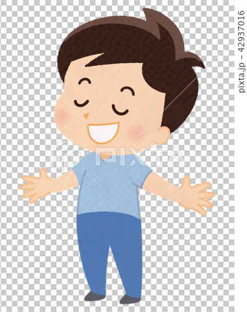 両手を広げ深呼吸する半袖の男性 42937016