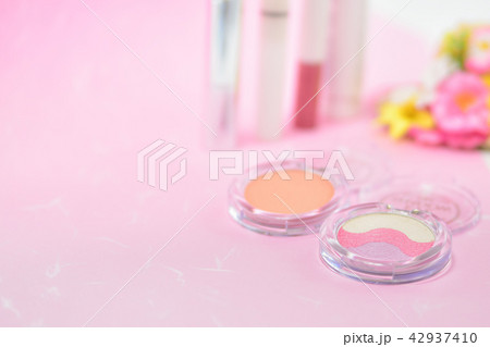 基礎化粧品イメージ 42937410