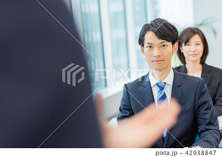 ビジネスマン、研修、講習会 ビジネスマン、研修、講習会 42938847