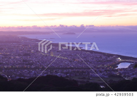 湘南平日の出 42939503