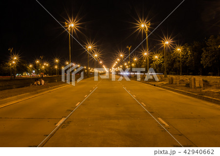 Electric light in perspective canal, Night view 42940662