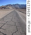 Death Valleyの道 42945179