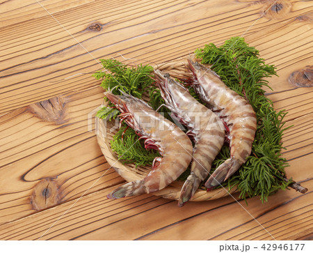 有頭えび 42946177