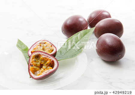 フルーツ パッションフルーツ フルーツ パッションフルーツ 42949219