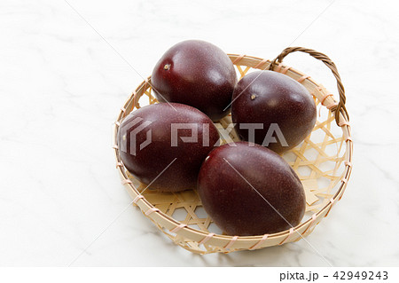 フルーツ パッションフルーツ フルーツ パッションフルーツ 42949243