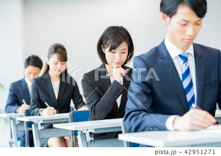 ビジネスマン、講習会、テスト ビジネスマン、講習会、テスト 42951271