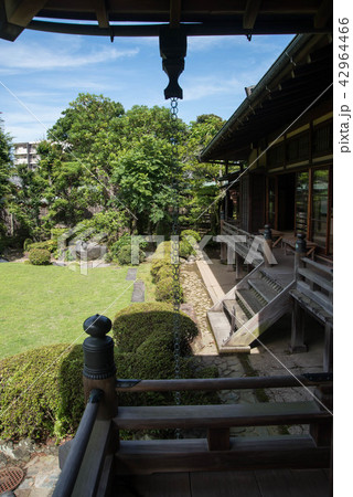 寅さんの故郷柴又帝釈天(たいしゃくてん) 邃渓園(すいけい) 近くには矢切の渡しや寅さん記念館がある 寅さんの故郷柴又帝釈天(たいしゃくてん) 邃渓園(すいけい) 近くには矢切の渡しや寅さん記念館がある 42964466