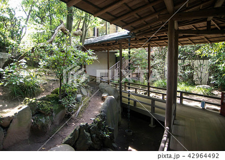 寅さんの故郷柴又帝釈天（たいしゃくてん）　邃渓園（すいけい）　近くには矢切の渡しや寅さん記念館がある 42964492
