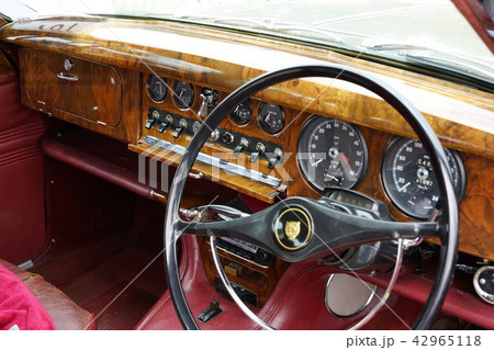 1965年JAGUARジャガーS-type3.8優雅な輝きを放つラグジュアリーカー 42965118