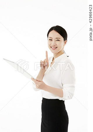 ビジネスウーマン 女性 女 42966423