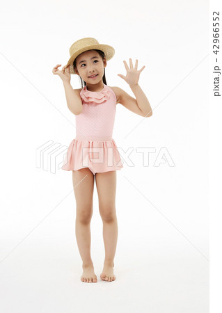 子供 水着 女性 42966552