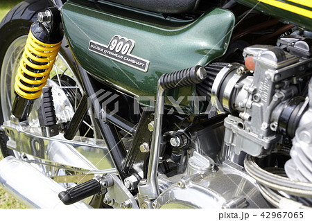 北米市場向輸出専用オートバイカワサキ900スーパー4「Z1」Z900空冷4スト並列4気筒DOHC8 42967065