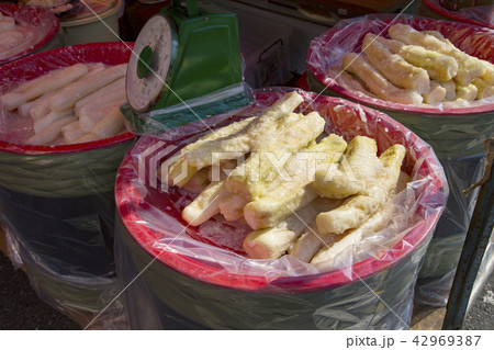 鷲神社の一の酉で売られていたべったら漬け 42969387