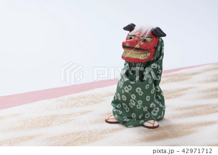 獅子舞の人形 獅子舞の人形 42971712