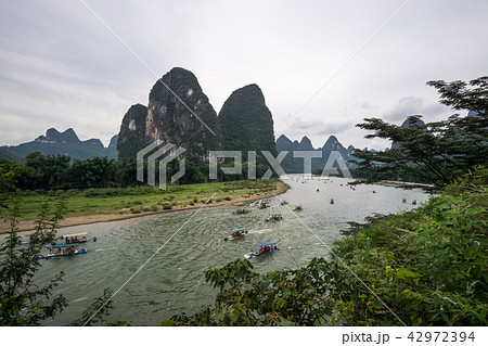The tourboats on Li river The tourboats on Li river 42972394