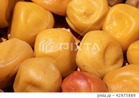 梅　土用干しの梅干し 42975889