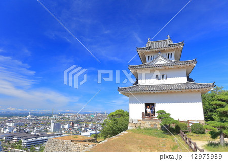 晴天下の丸亀城 晴天下の丸亀城 42975939