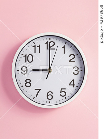 wall clock at abstract background 42978668