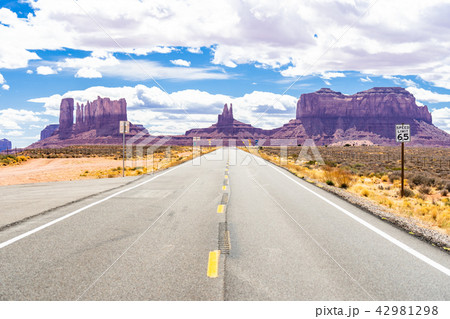 Monument Valley 42981298