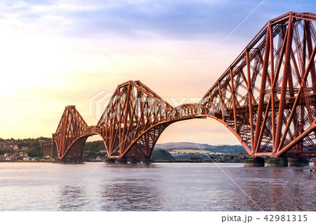 The Forth bridge Edinburgh 42981315