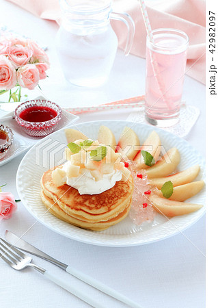 桃パンケーキ 42982097