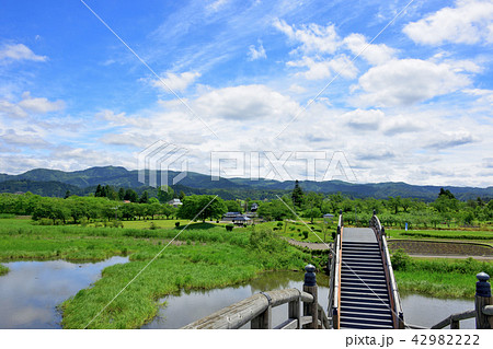 歴史の町　秋田県横手市　平安の風わたる公園 42982222
