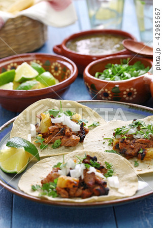 タコス・アル・パストール タコス・アル・パストール 42985667
