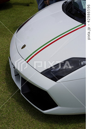 ランボルギーニガヤルドLP550-2トリコローレ世界150台限定イタリア統一150周年記念特別仕様車 ランボルギーニガヤルドLP550-2トリコローレ世界150台限定イタリア統一150周年記念特別仕様車 42986596