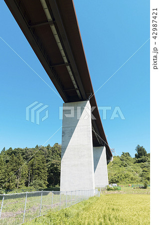 橋　橋梁　橋脚 42987421