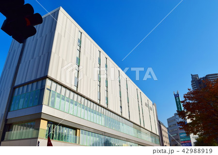 浦和駅西口（さいたま市浦和区） 42988919