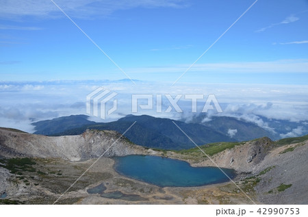 乗鞍　蚕玉岳から見た権現池と雲海の大絶景 42990753