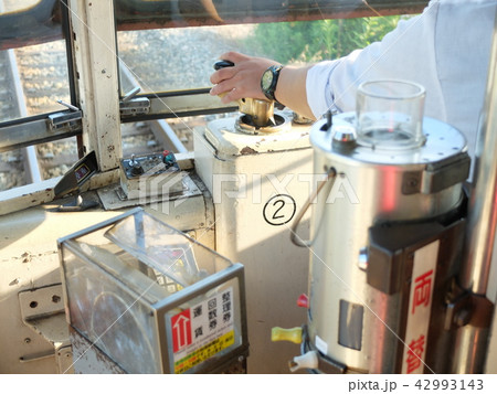 万葉線 運転席 万葉線 運転席 42993143